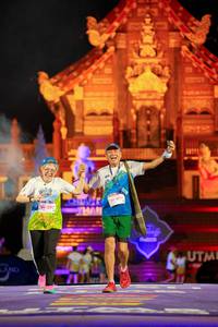 BIB: 2971, 415
                            <button type="button" onclick="openModal(22478238)" class="btn btn-primary btn-sm float-right btn-popup" data-toggle="modal" data-target=".modal-high-quality">
                        <i class="fas fa-shopping-cart"></i> Add to Cart
                    </button>
                                            <button type="button" onclick="isThisMe(22478238, true)" class="btn btn-success btn-sm float-right btn-popup btn-isme hidden" data-toggle="tooltip" data-placement="bottom" title="นี่คือรูปของคุณใช่ไหม คลิกที่นี่เพื่อเอาเข้าอัลบั้ม">
                        <i class="fas fa-plus"></i> Add to album
                    </button>
                    <button type="button" onclick="isThisMe(22478238, false)" class="btn btn-warning btn-sm float-right btn-popup btn-isnotme hidden">
                        <i class="fas fa-ban"></i> Remove from album
                    </button>